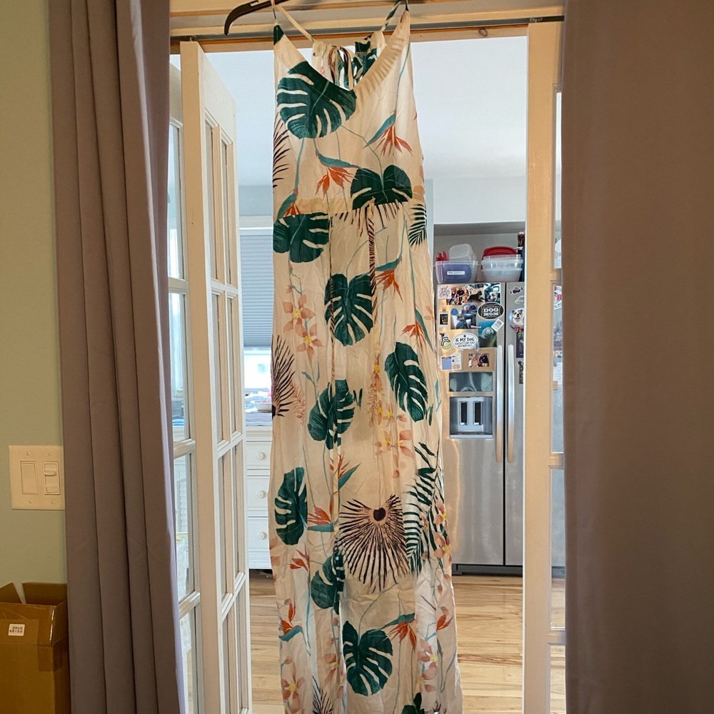 Last chance.  Cupshe maxi dress, S NWT